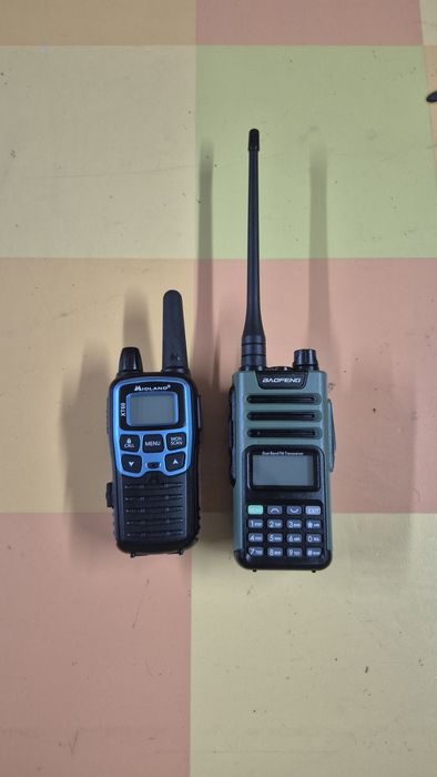 Midland XT60 e Baofeng UV13ProV2 Rádios Airsoft