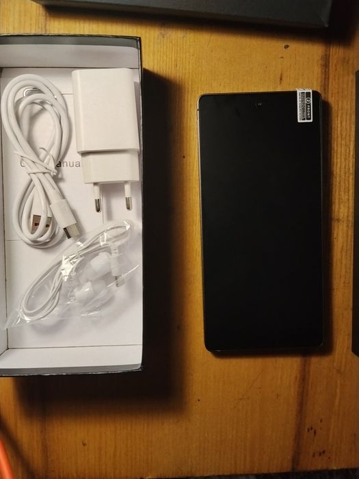 Продам телефон Samsung S23 ultra 512 Gb