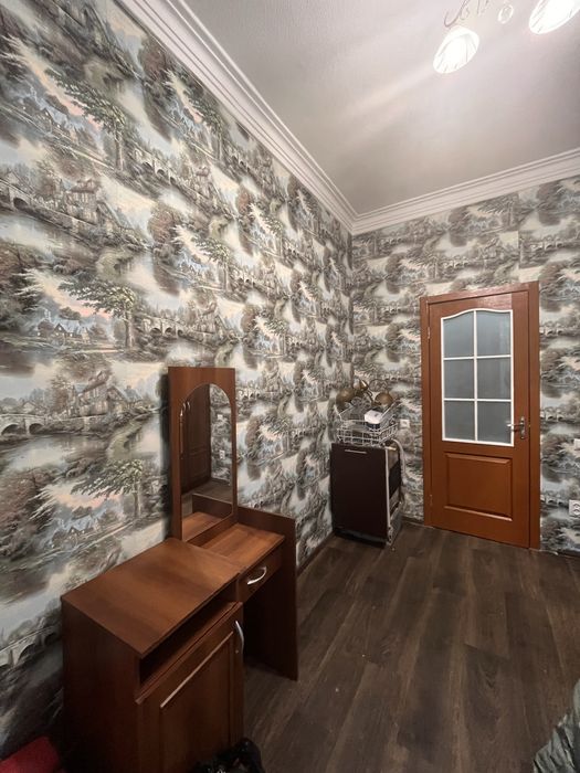 Продам 2к сталинку пр. И. Мазепы возле 5 школы