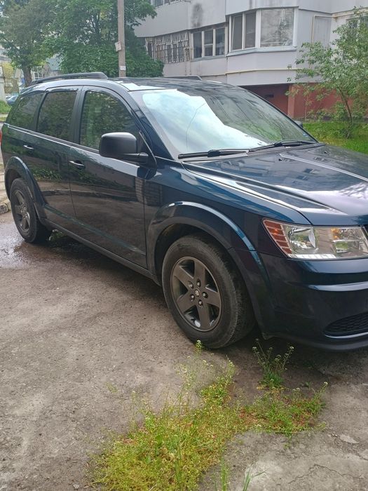 Продам Dodge Journey 2014 года.