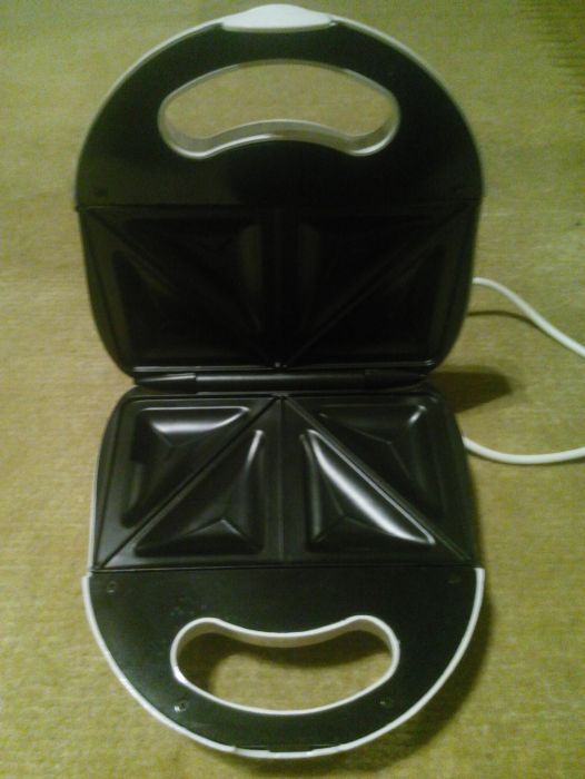 Sandwicheira /Tostadeira (NOVA)