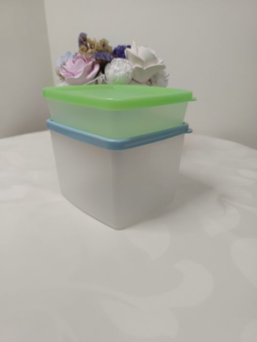 2 Refrigeradoras quadradas da Tupperware 800ml + 250ml