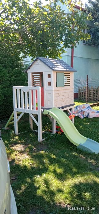 Smoby domek na palach