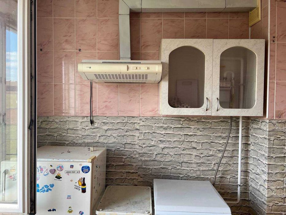 Продаж 2 кімн м-н. Сонячний 55, мпо, мпт, електрика, балкон.