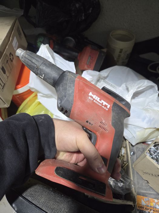 Шуруповерт hilti