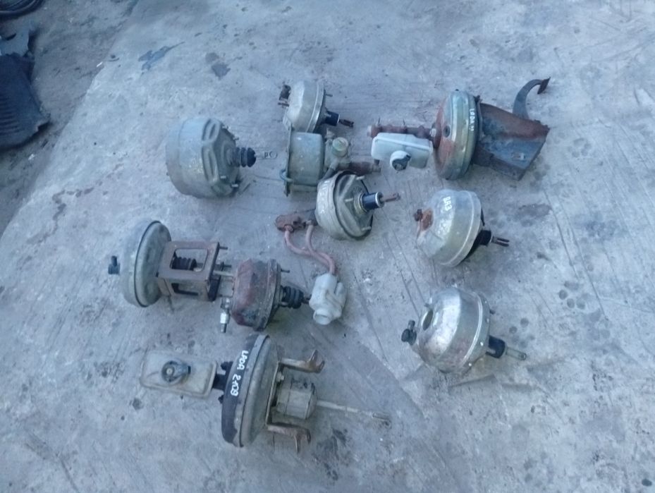 Вакумнний насос вакум ваз жигуль 2101 /2110/2109 Лада уаз волга