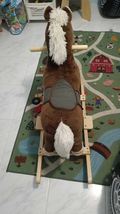 Cavalinho de Baloiço Castanho