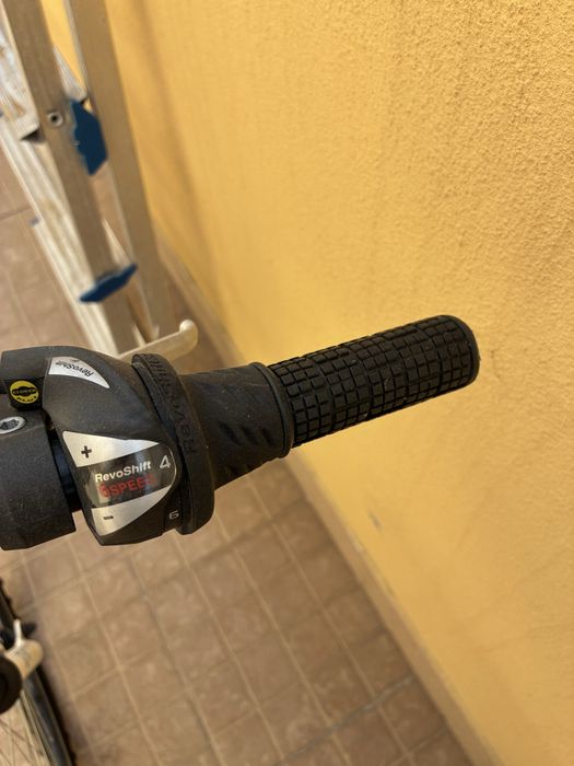 Bicicleta Feminina  BERG  como NoVA– 18 Velocidades Shimano – Excelente Estado