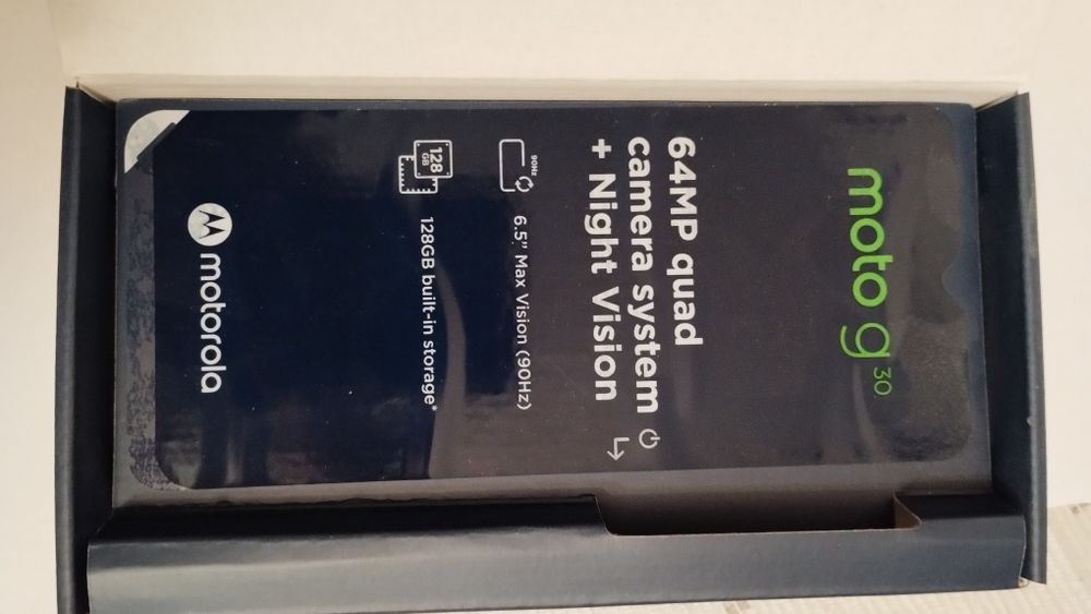 Sprzedam smartfon Motorola G30