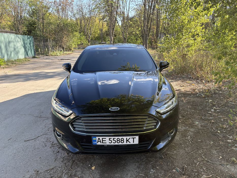 Продам свій Ford Mondeo 2016 року, чорного кольору.  2.0 TDCi • 180 к.с. • PowerShift • пробіг 101 500 км.