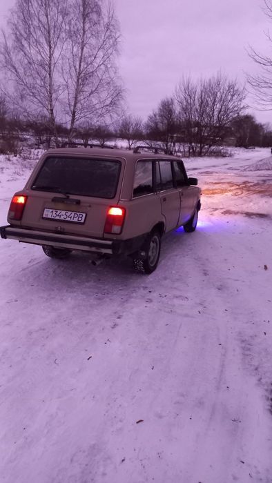 ВАЗ 2104. Деталі по телефону.