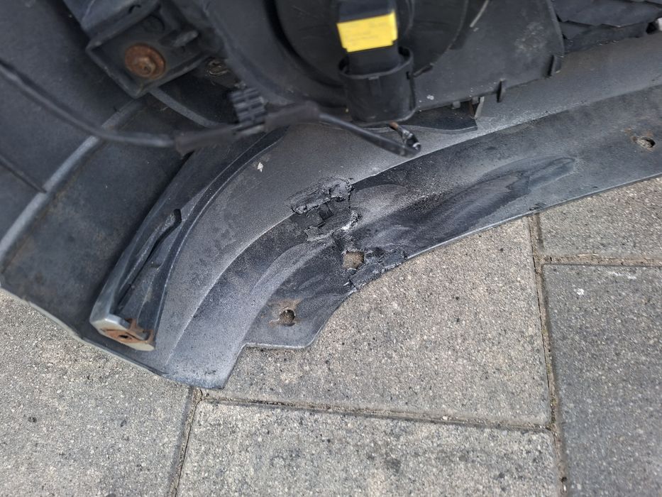 Bmw 3 e90 e91 lift 08-12 zderzak przod przedni srebrny titansilber