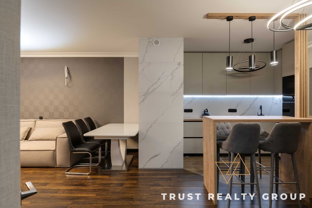 ЖК Лебединий, Ревуцького 40Г, S-80m. Нова, Позняки, Бажана