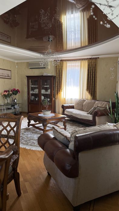 Продаж Сучасний Котедж з Ландшафтом території, Луцький р-н