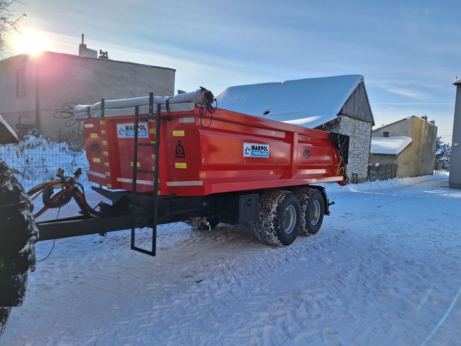 Roboty ziemne, transport, wywóz gruzu.