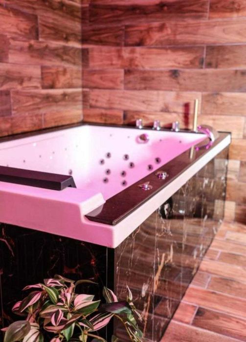 Elegancki Apartament Sauna & Jacuzzi na wyłączność w Sercu Miasta