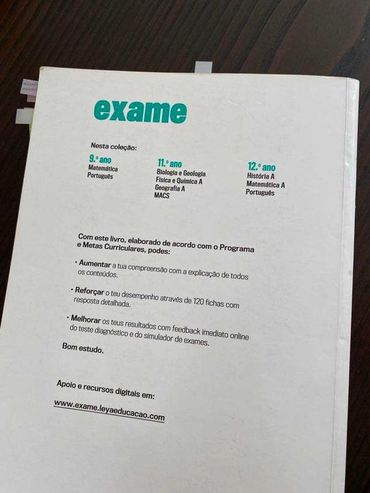 Livro de preparação para exame de Português - 12º ano - LEYA