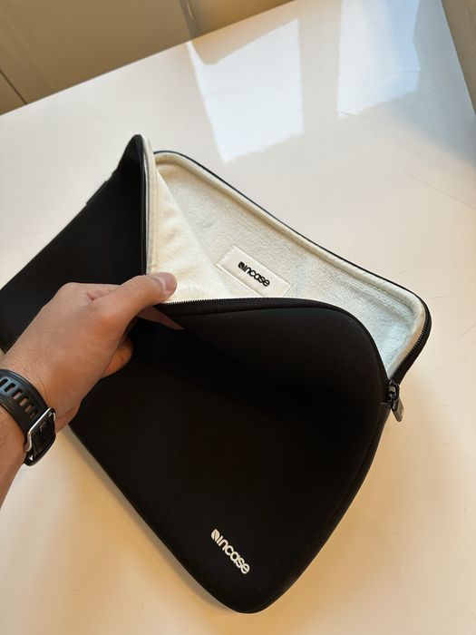 Incase capa Laptop 15’6