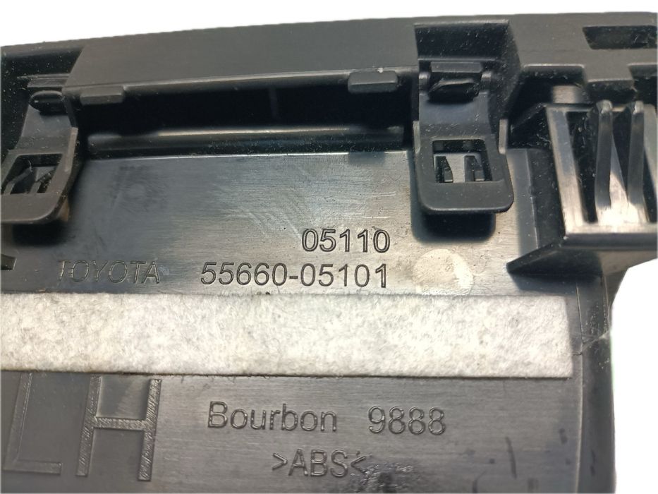 Difusor / saída de ar TOYOTA Avensis Sedan (_T27_)
