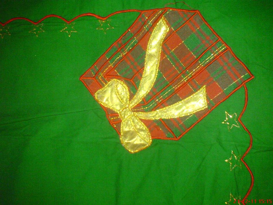 Obrus Świąteczny Bieżnik Zielony 2-stronny z Motywem