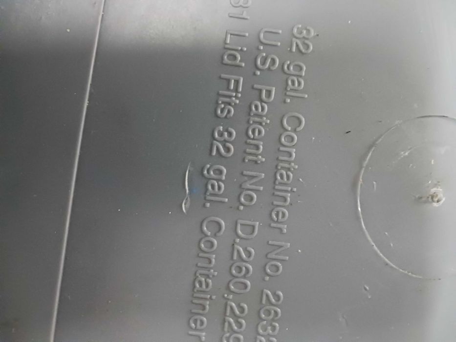 Caixote de lixo de 120 lts com pegas