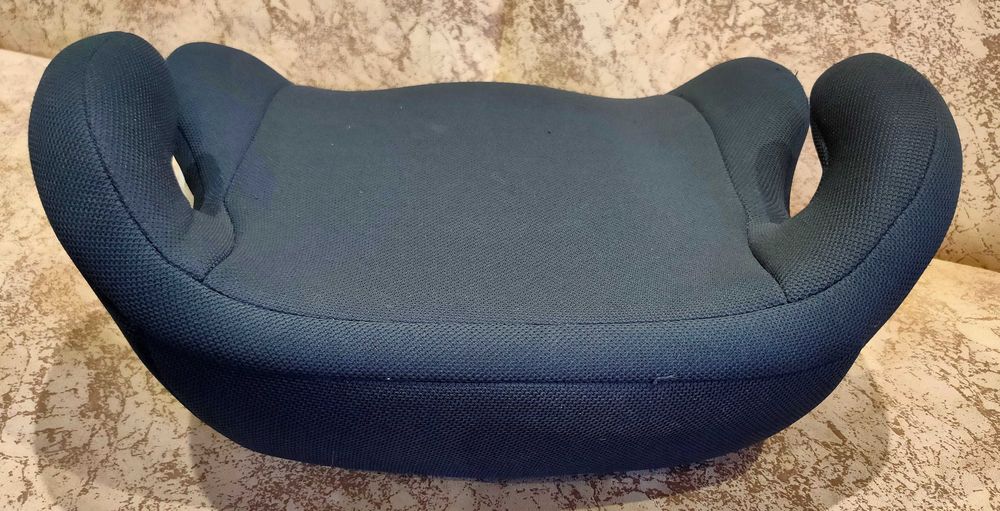 автокресло / бустер / детское автокресло / booster Basic