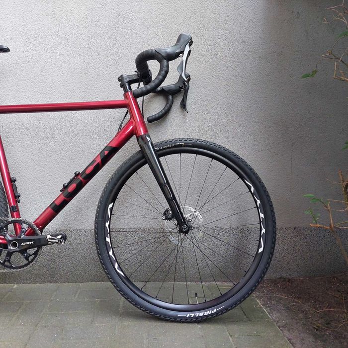 Loca Bikes gravel albo nie wiadomo co.