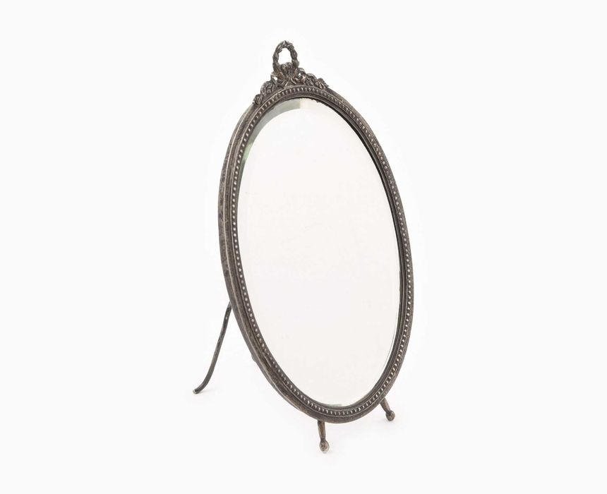 Espelho de Mesa Oval em Prata