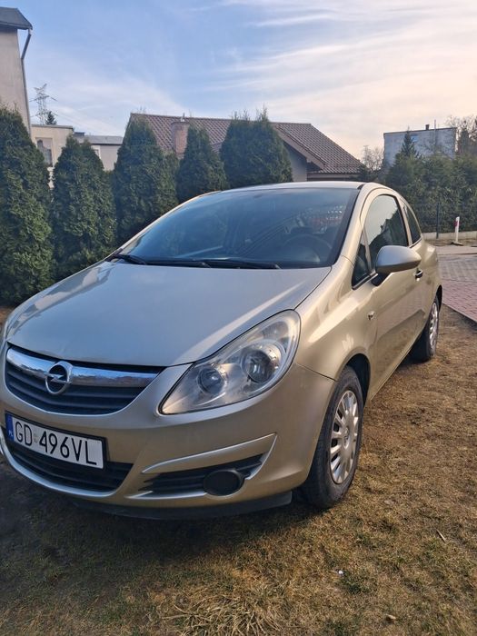 Opel corsa D 1.2 2009