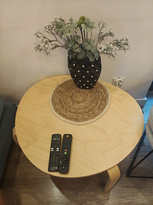 Stolik kawowy , firmy IKEA . Odbiór własny.