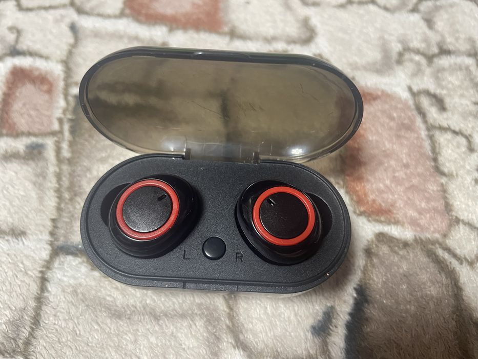 Навушники 200 грн