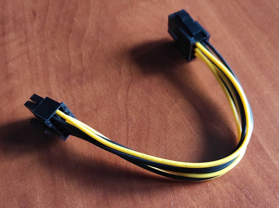 переходник с 6Pin на 8Pin (PCI-E GPU) для дополнит. питания видеокарты