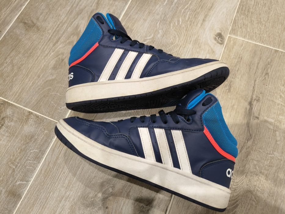 Кросівки Adidas 38 розмір