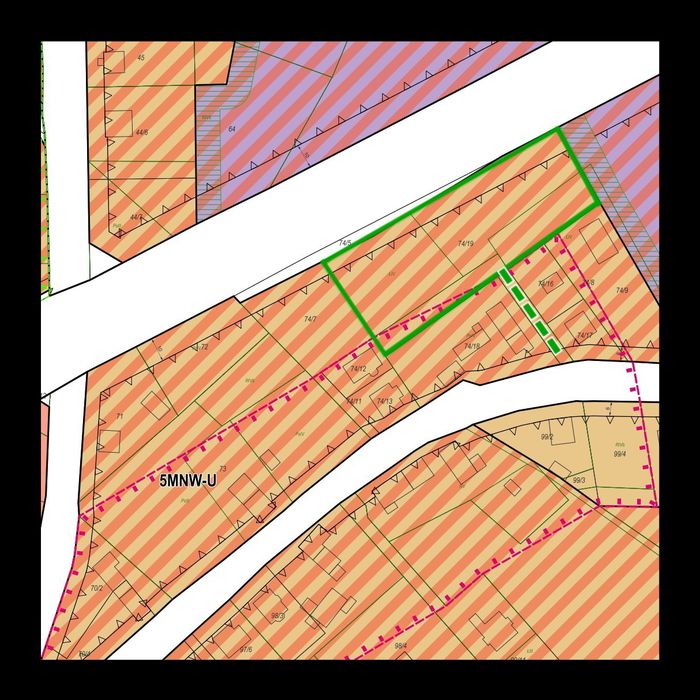 Działka 4641 m² MNW-U pod domy i usługi z wyznaczoną linią zabudowy