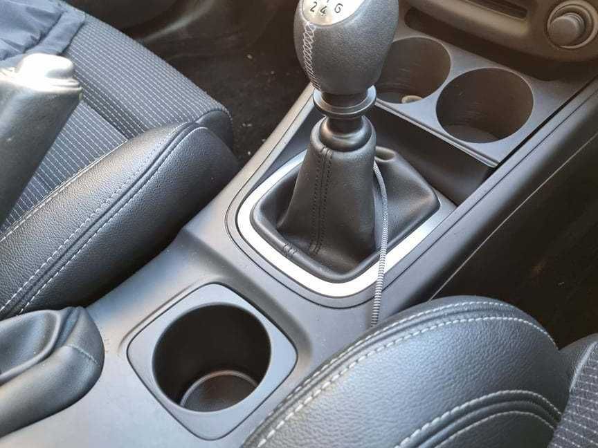 Підстаканники Renault Megane 3 різні варіанти.