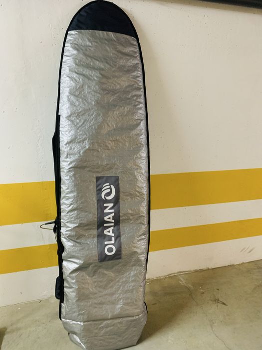 Prancha de surf e saco de transporte