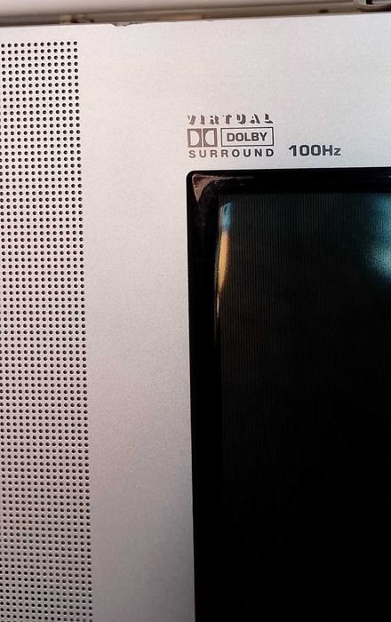 TV Daewoo a cores plana, Dolby surand 100Hz