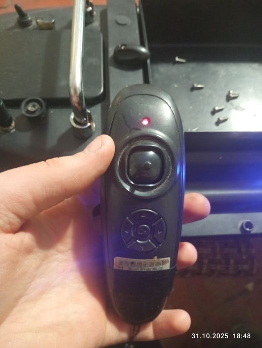 Продам кораблик d16 в хорошому стані