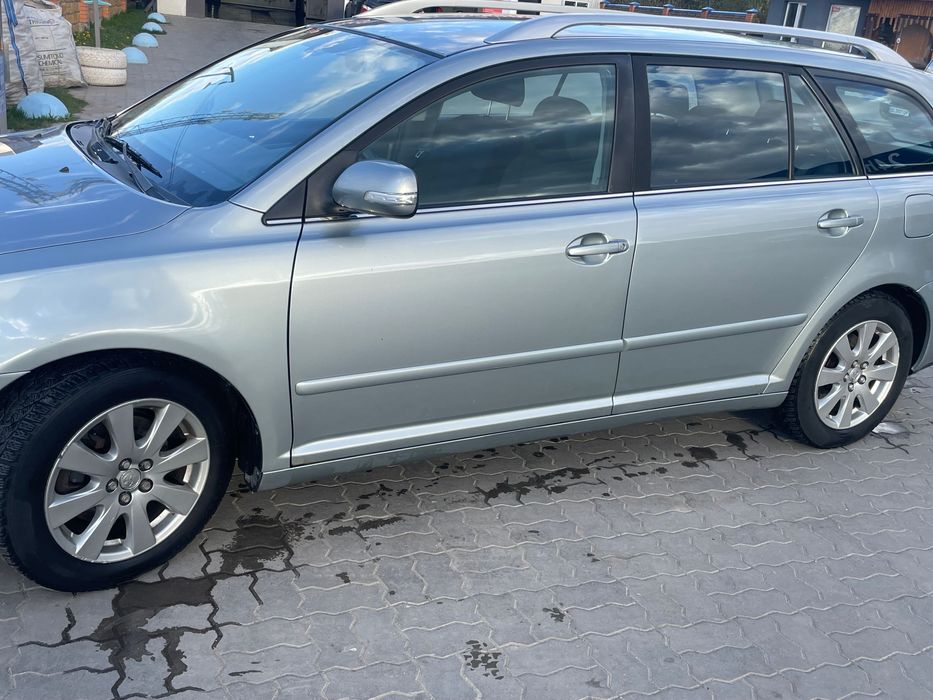 Toyota avensis 2.0 d 4 d