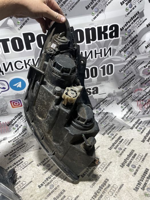 Фари Фара Ліва Хундаі і30 Hyundai i30 2007-2012