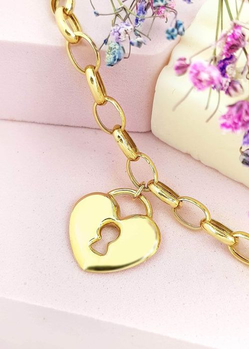 Złota bransoletka z wiszącym sercem