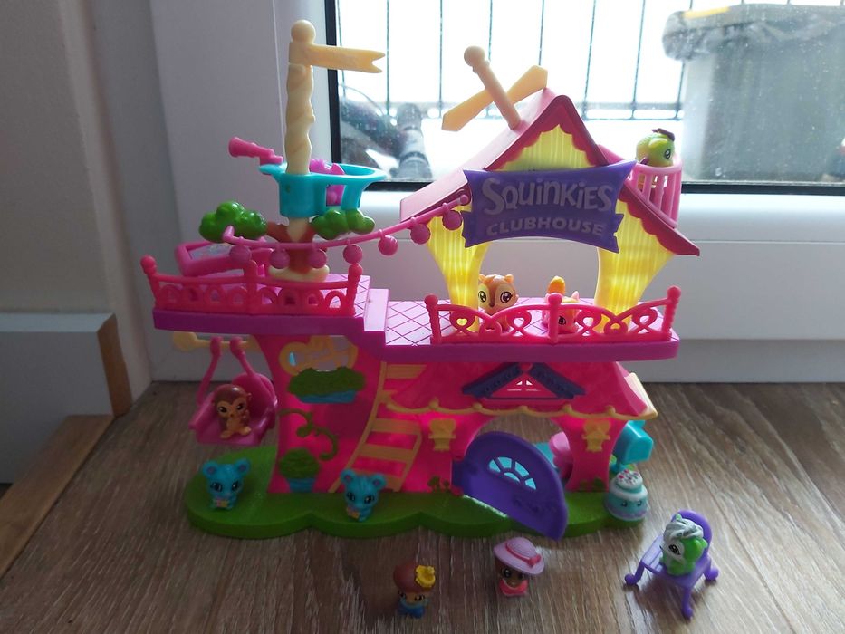 Squinkies clubhouse- domek z figurkami
