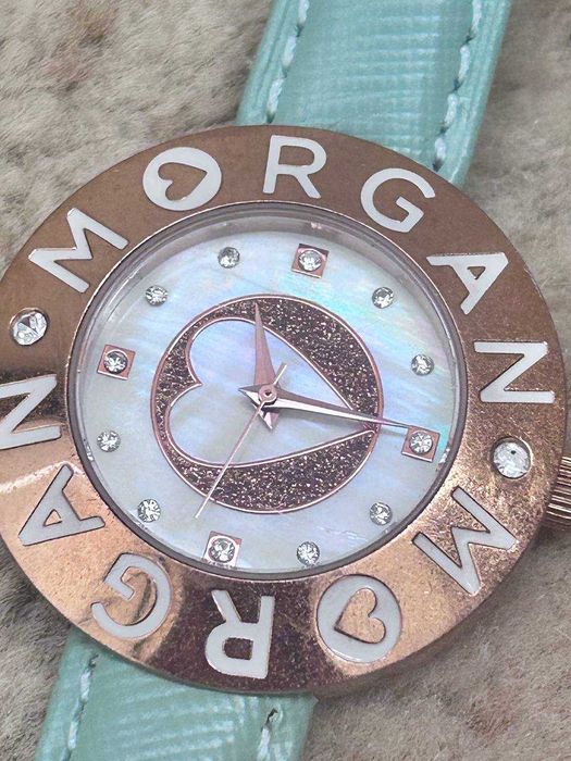 Женские часы Morgan