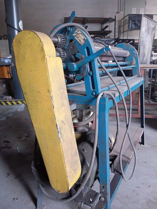 Zwijarka do blach - elektryczna