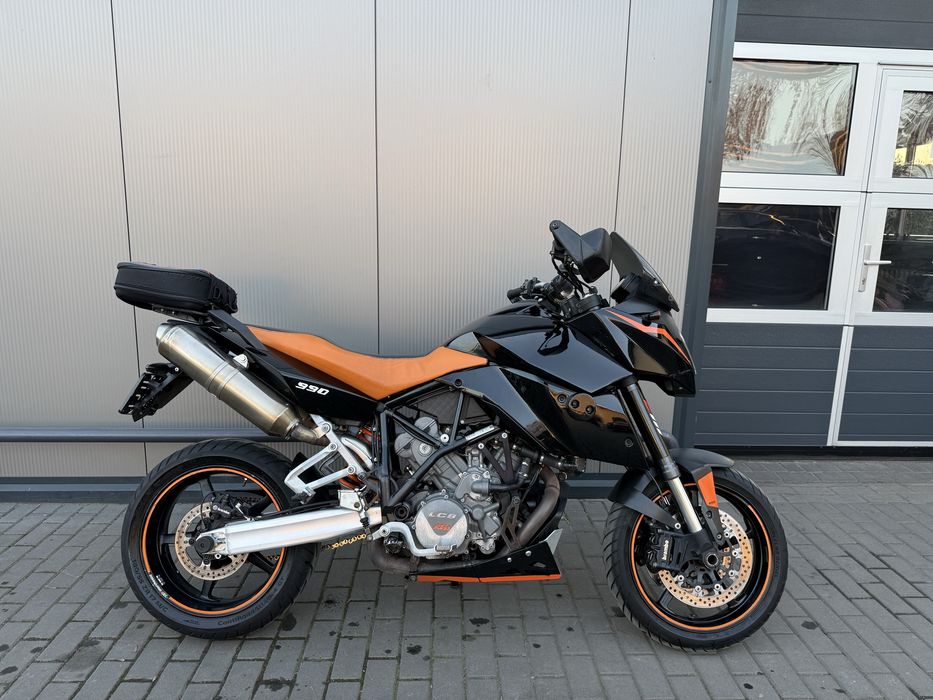 KTM