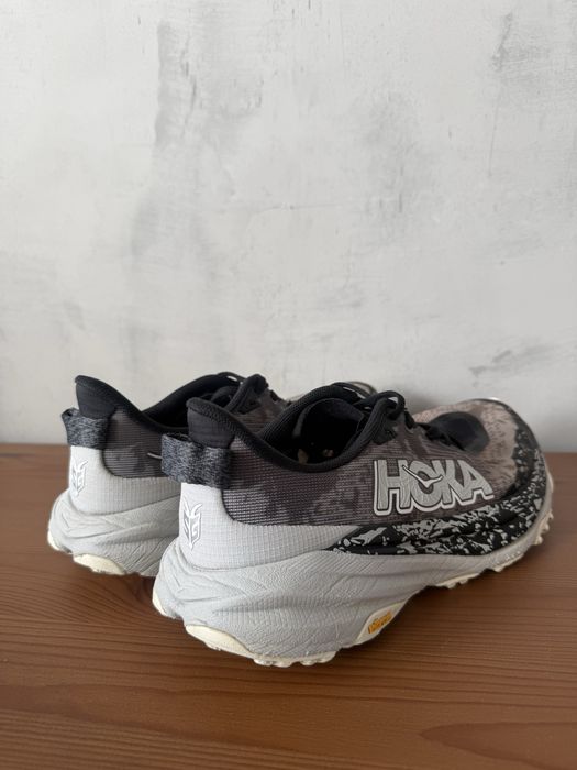 Hoka Speedgoat 6