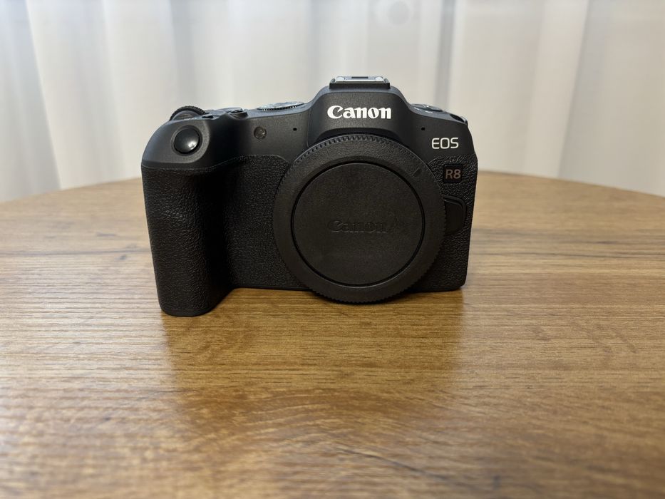 Canon R8 body BDB
