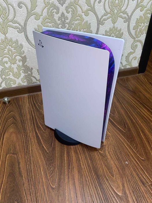Playstation 5 з дисководом в ідеальному стані