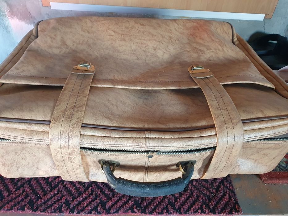 Walizka z czasów PRL