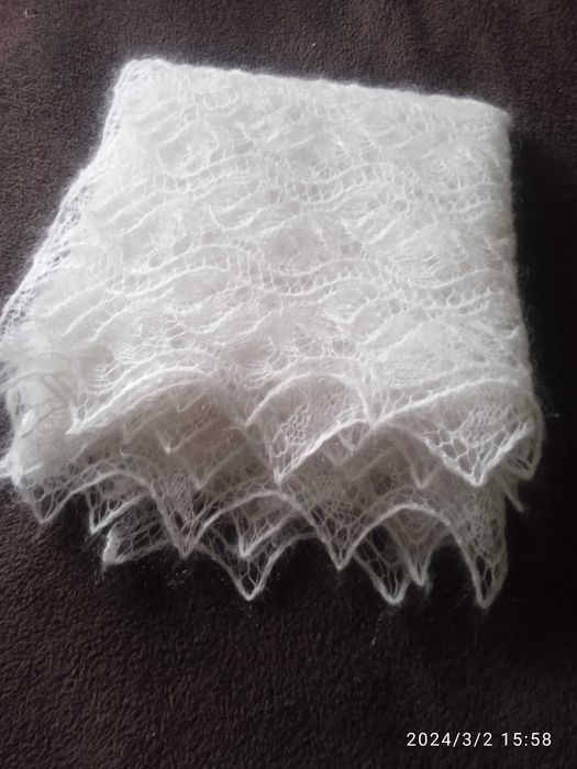 Палантин з кідмохеру